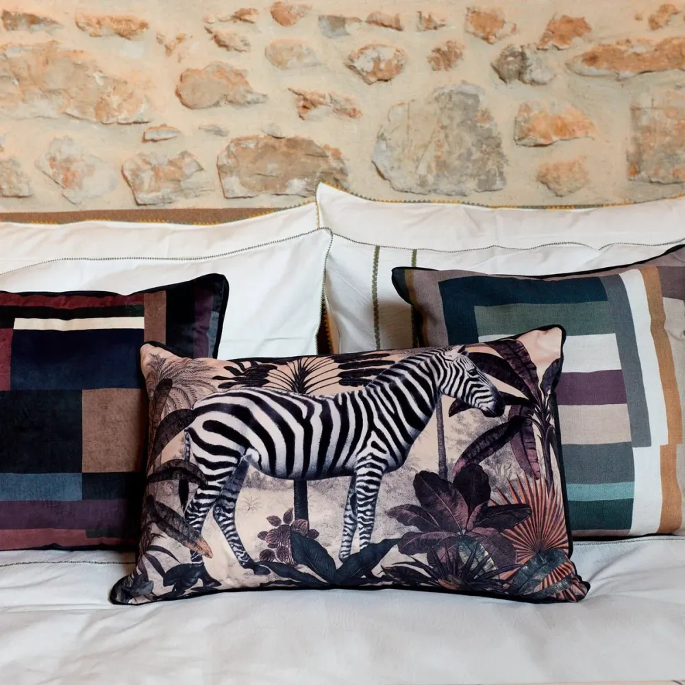 Coussin Velours Amazon - Pôdevache de 1.8m de Altura
