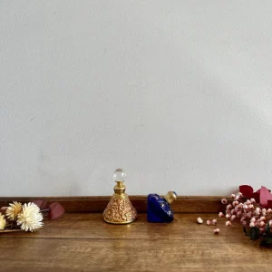Decorativo Premium Flacons de parfum décoratifs en métal doré antiguo Flacon