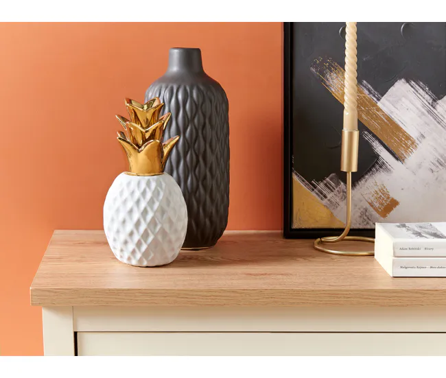 Figura decorativa blanca TYANA con Tratamiento Antihumedad