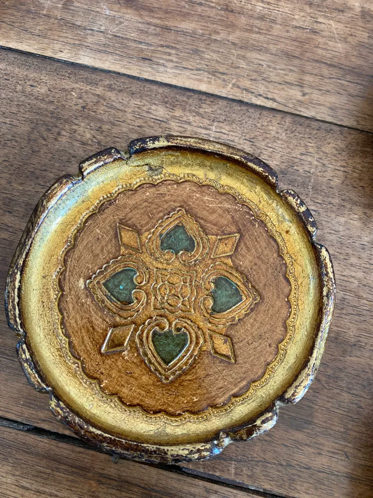 Sous-verres florentins en bois décorés para Delimitar Espacios