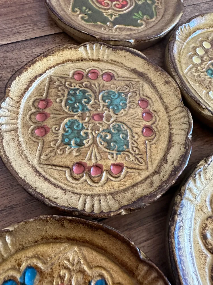 Sous-verres florentins dorés colorés en bois de 1.8m de Altura