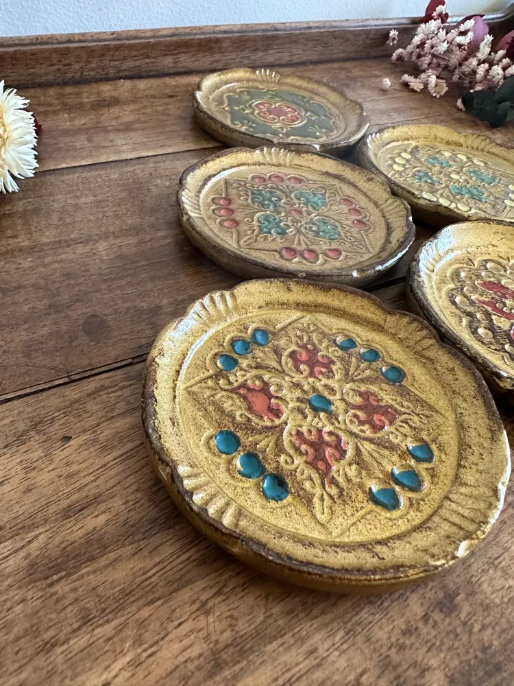 Sous-verres florentins dorés colorés en bois de 1.8m de Altura