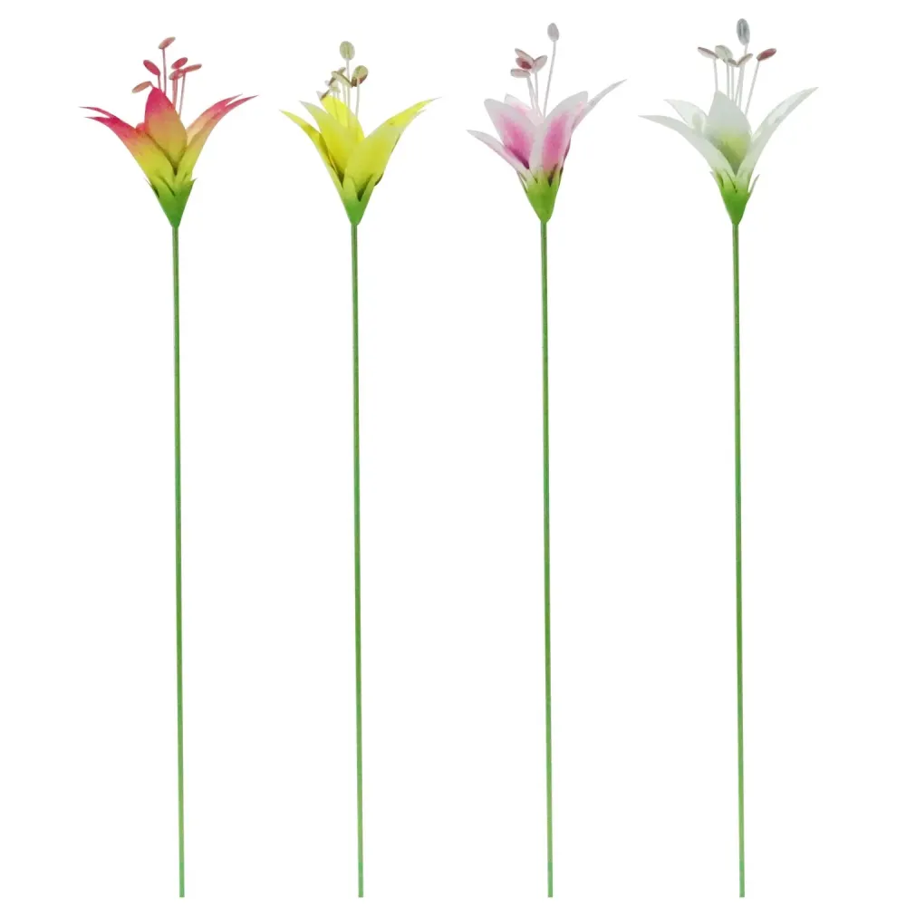 Estaca de metal surtida Alpine con forma de lirio para jardín al aire libre de 66 cm de alto (paquete de 16)
