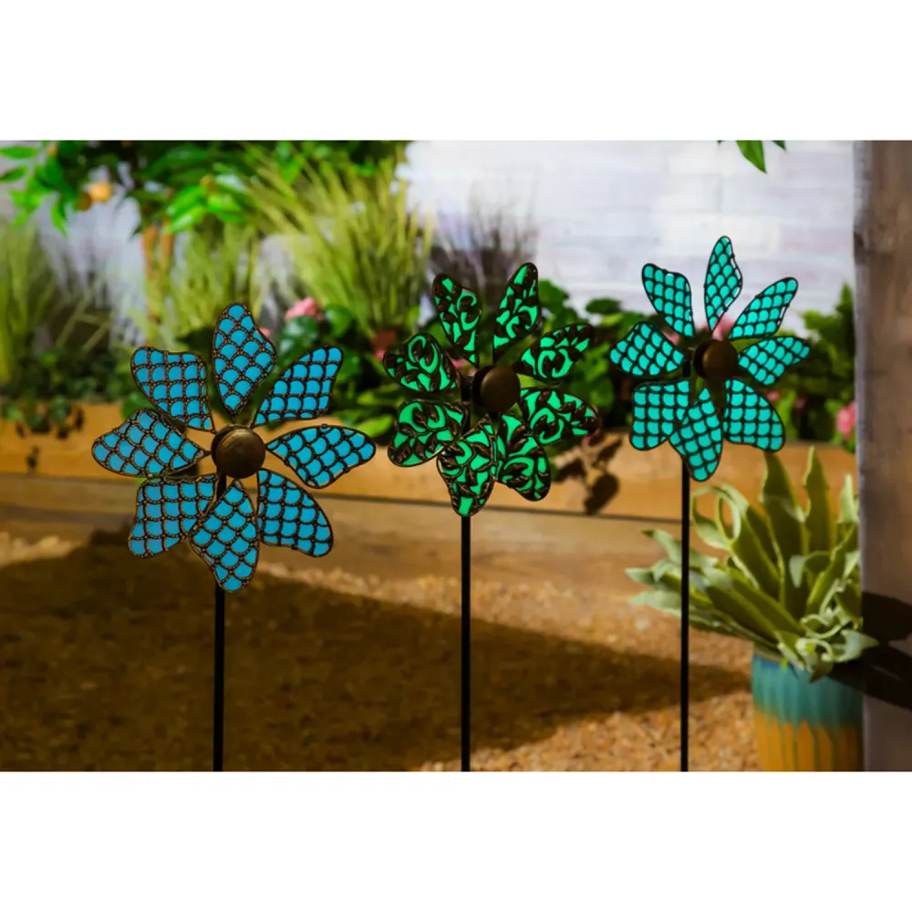 Estaca de metal multicolor Meadow Creek para jardín al aire libre de 33 pulgadas de alto (paquete de 12)